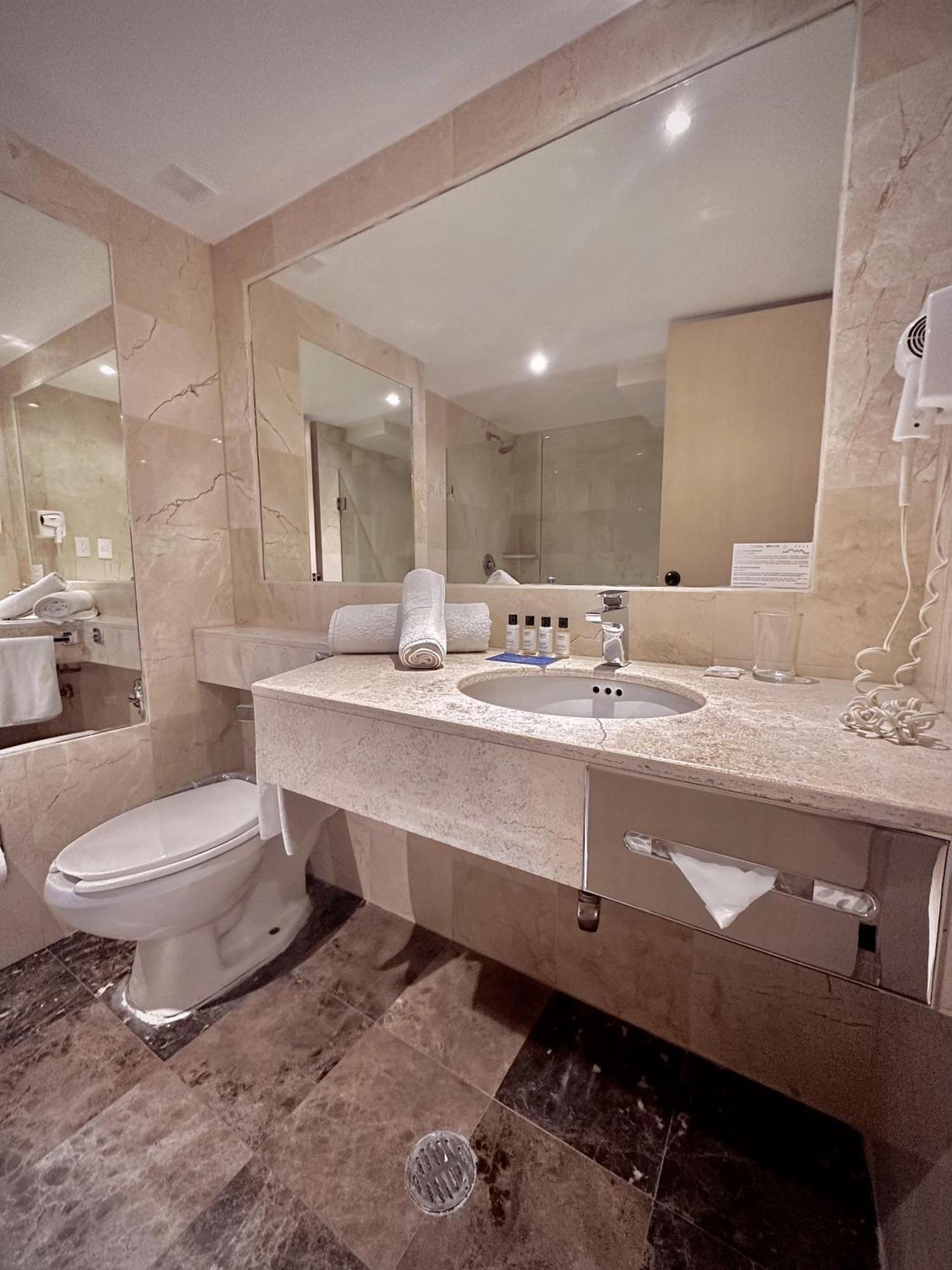 Hotel Stella Maris เม็กซิโกซิตี้ ภายนอก รูปภาพ