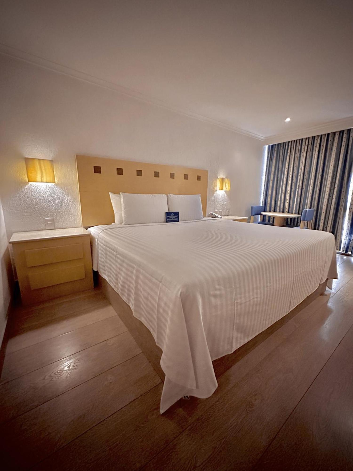 Hotel Stella Maris เม็กซิโกซิตี้ ภายนอก รูปภาพ